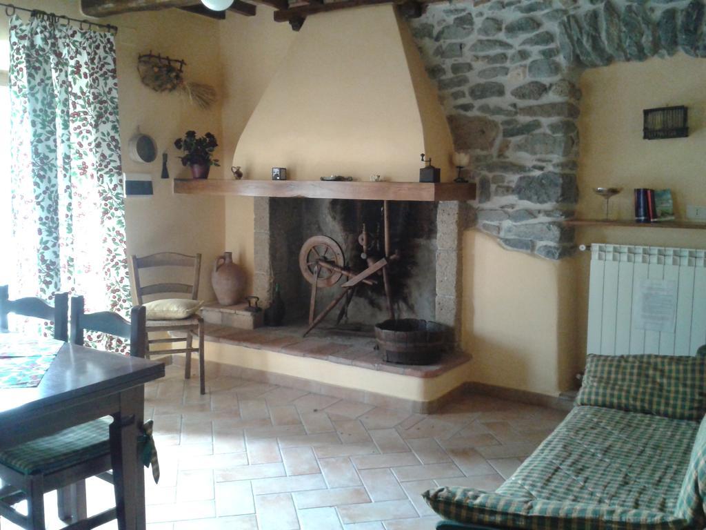 Agriturismo Cantinaccia Di Sopra Питиляно Стая снимка